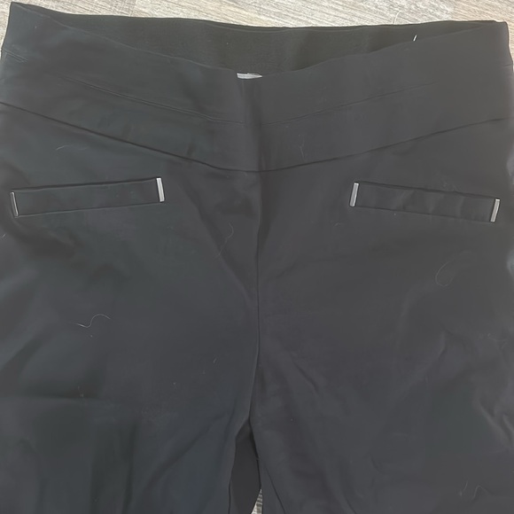 Maurice’s stretchy pants - Picture 2 of 4